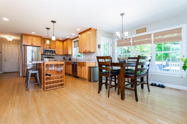 7 Linda Lane, Merrimack, NH 03054