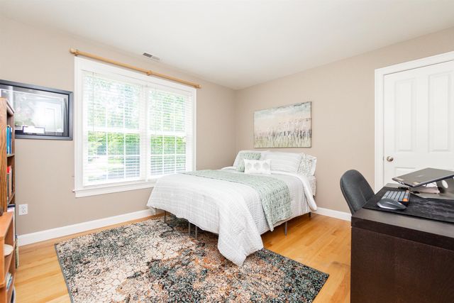 7 Linda Lane, Merrimack, NH 03054