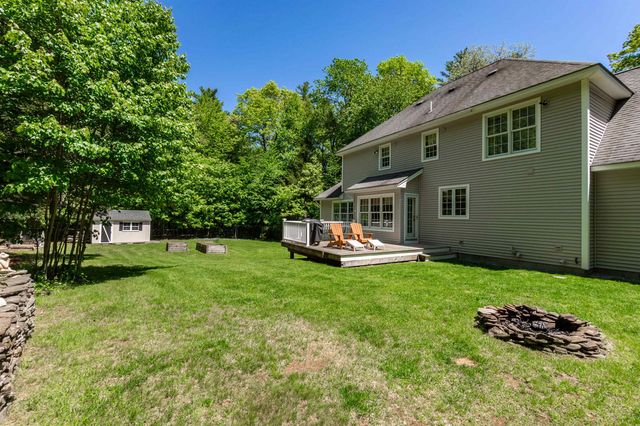 7 Linda Lane, Merrimack, NH 03054