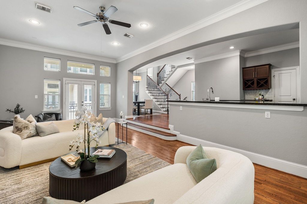 2316 Beall Street, Houston, TX 77008