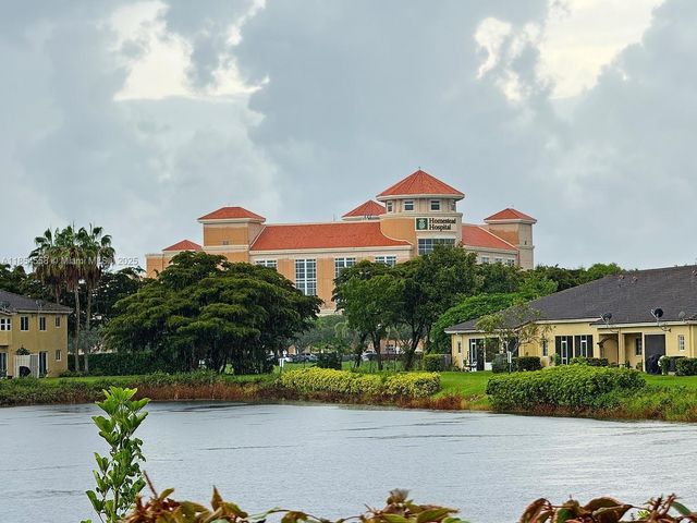 961 NE 36th Ave, Homestead, FL 33033