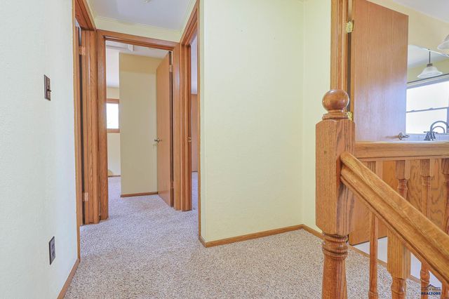 3209 TOMAHAWK DR, Rapid City, SD 57702