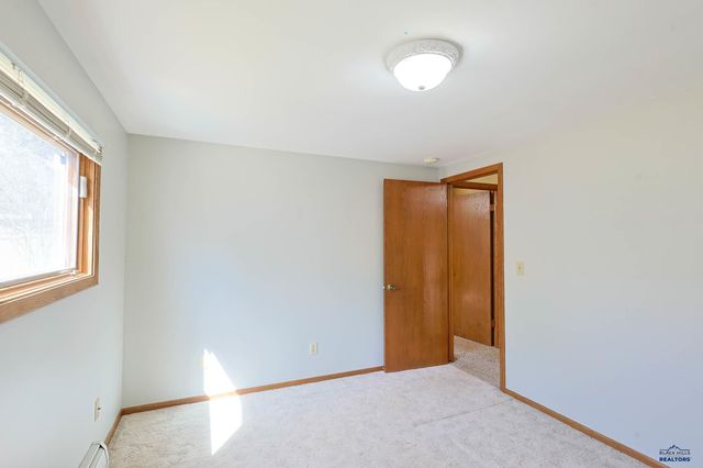 3209 TOMAHAWK DR, Rapid City, SD 57702