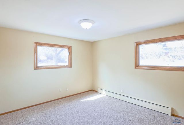 3209 TOMAHAWK DR, Rapid City, SD 57702