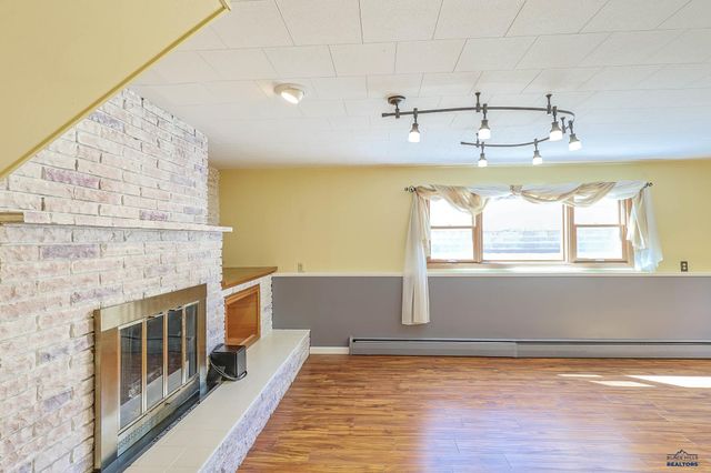 3209 TOMAHAWK DR, Rapid City, SD 57702