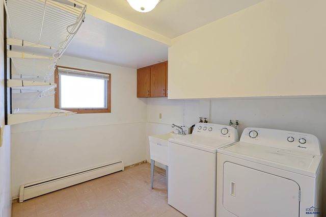 3209 TOMAHAWK DR, Rapid City, SD 57702