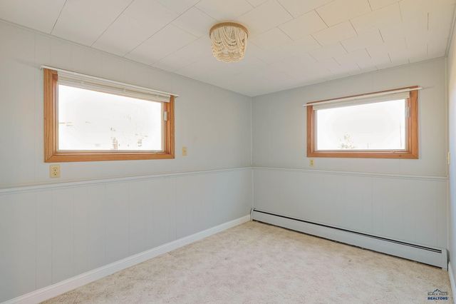 3209 TOMAHAWK DR, Rapid City, SD 57702