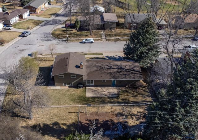 3209 TOMAHAWK DR, Rapid City, SD 57702