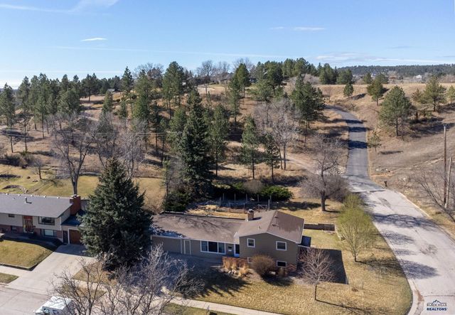 3209 TOMAHAWK DR, Rapid City, SD 57702