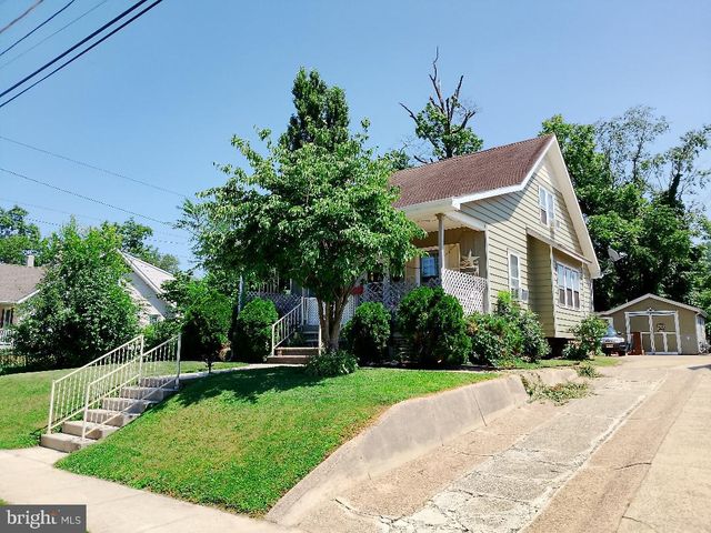 6736 MARION AVE, Pennsauken, NJ 08109