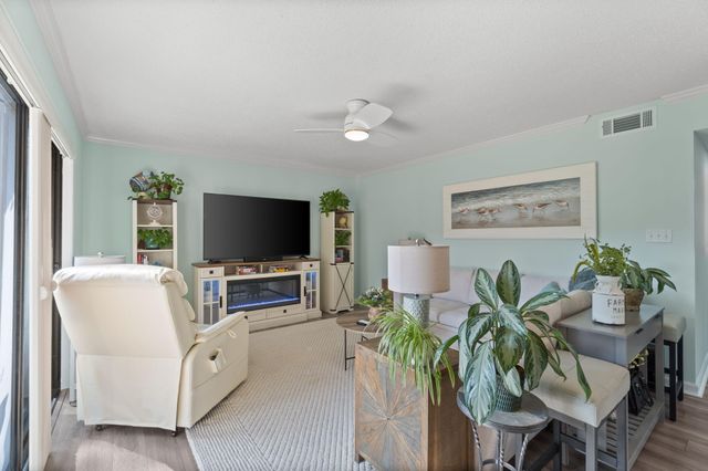 256 N Driftwood Bay UNIT 42A, Miramar Beach, FL 32550
