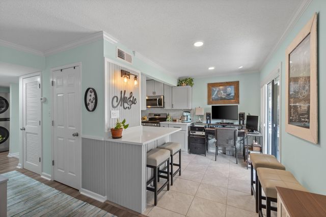 256 N Driftwood Bay UNIT 42A, Miramar Beach, FL 32550