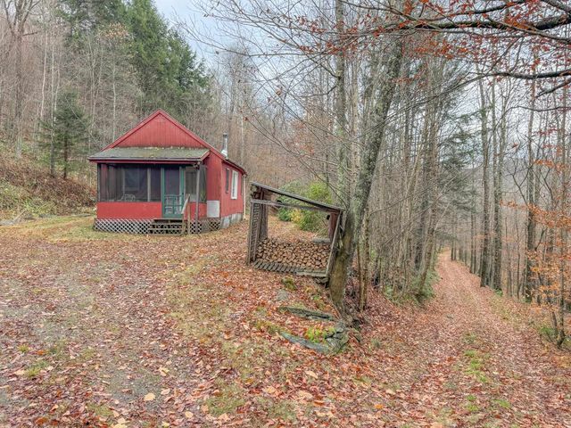 397 Thompson Road, Stockbridge, VT 05772