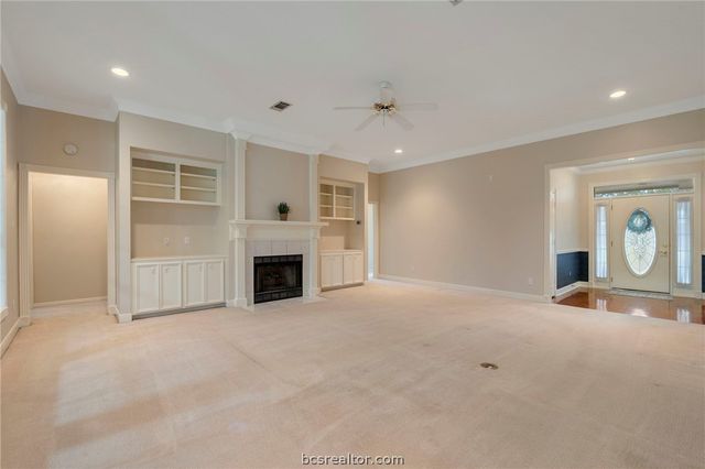4609 Bogey, College Station, TX 77845