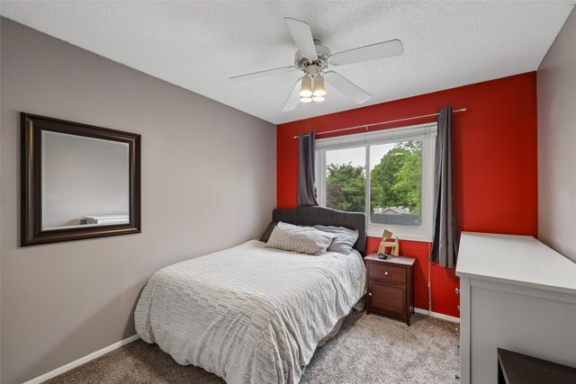 4800 Bel Aire Road, Des Moines, IA 50310