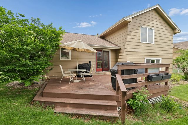 4800 Bel Aire Road, Des Moines, IA 50310