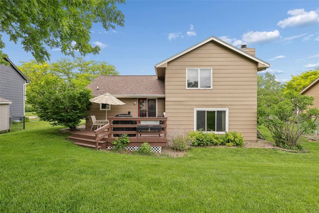 4800 Bel Aire Road, Des Moines, IA 50310