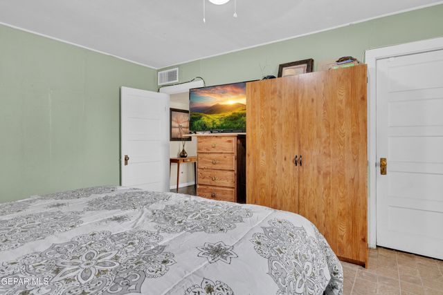 8715 LAWSON Street, El Paso, TX 79904