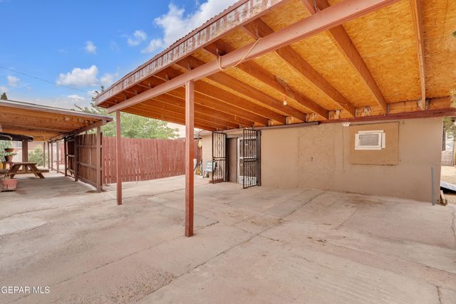 8715 LAWSON Street, El Paso, TX 79904