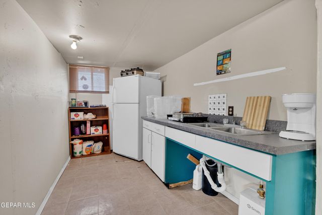 8715 LAWSON Street, El Paso, TX 79904