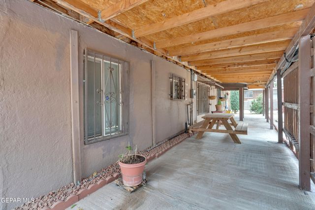 8715 LAWSON Street, El Paso, TX 79904