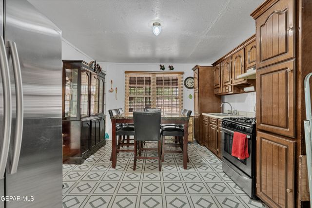 8715 LAWSON Street, El Paso, TX 79904