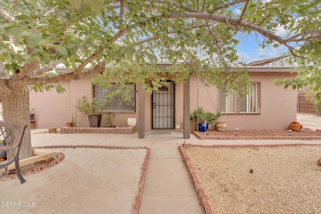 8715 LAWSON Street, El Paso, TX 79904