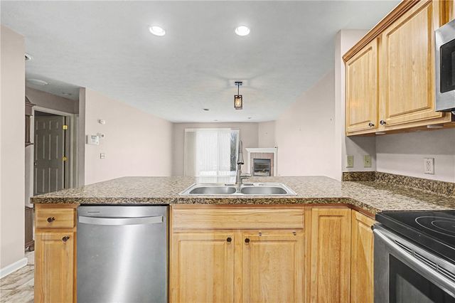 364 Walker Drive, Canandaigua City, NY 14424