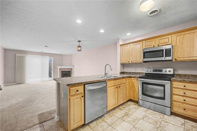 364 Walker Drive, Canandaigua City, NY 14424