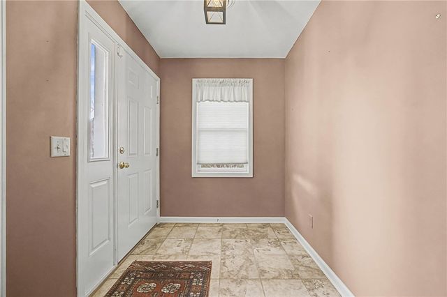 364 Walker Drive, Canandaigua City, NY 14424