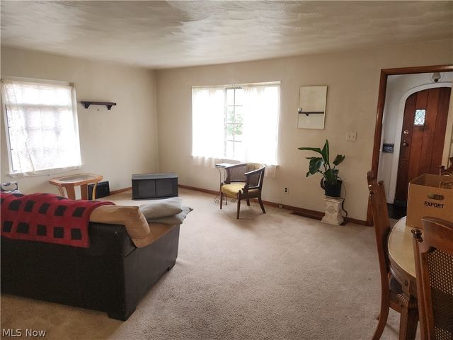 4107 Kenmore Avenue, Parma, OH 44134