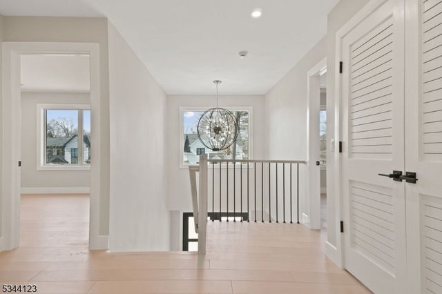131 Winslow Ter, Glen Rock Boro, NJ 07452