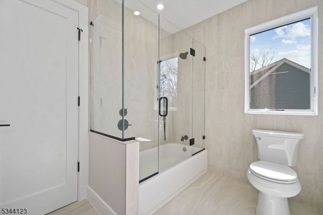 131 Winslow Ter, Glen Rock Boro, NJ 07452