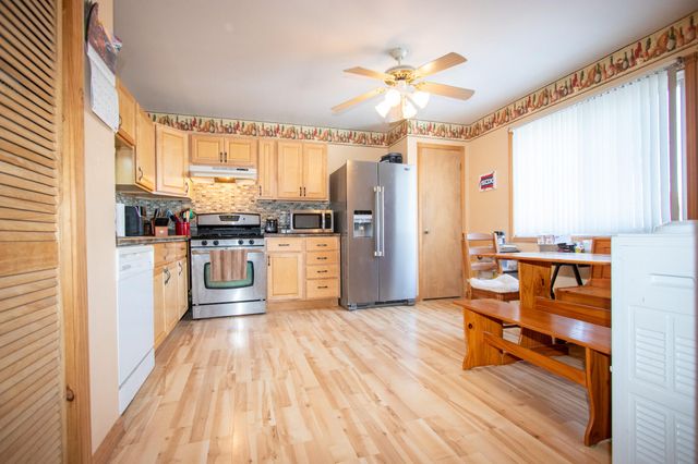 536 Riviera Road, Valparaiso, IN 46385