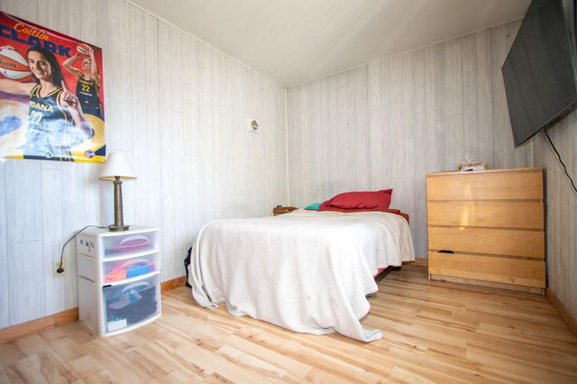 536 Riviera Road, Valparaiso, IN 46385