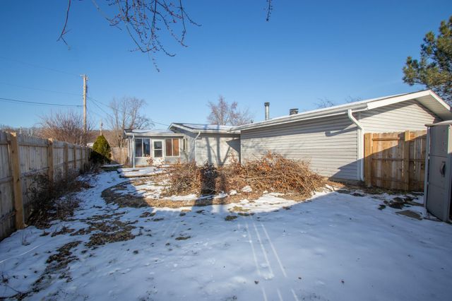 536 Riviera Road, Valparaiso, IN 46385