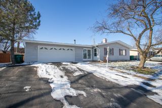 536 Riviera Road, Valparaiso, IN 46385