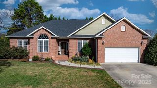 1769 31st Avenue Lane NE, Hickory, NC 28601