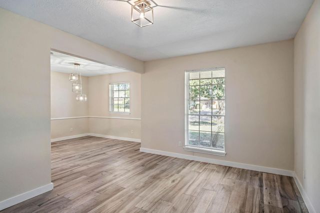 1115 Cottage Oak Lane, Houston, TX 77091