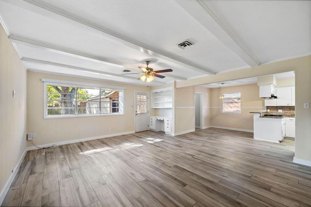 1115 Cottage Oak Lane, Houston, TX 77091