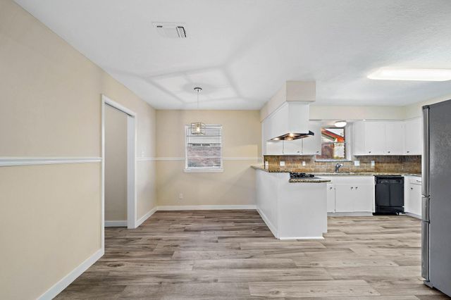 1115 Cottage Oak Lane, Houston, TX 77091