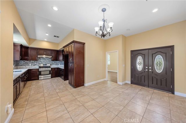 1415 S Pricedale Ave B, West Covina, CA 91790