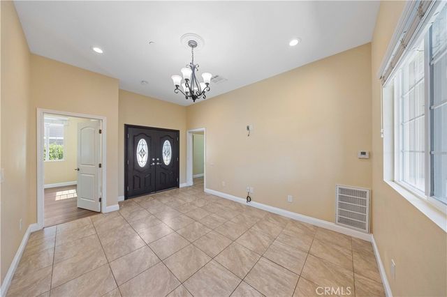 1415 S Pricedale Ave B, West Covina, CA 91790