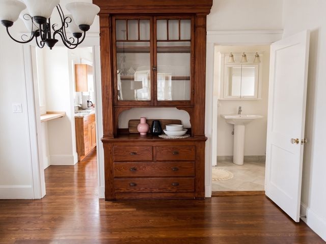 43 Lee St 1, Cambridge, MA 02139