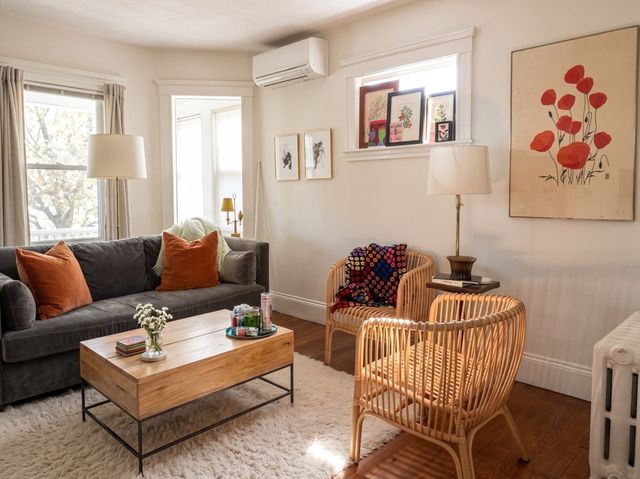 43 Lee St 1, Cambridge, MA 02139
