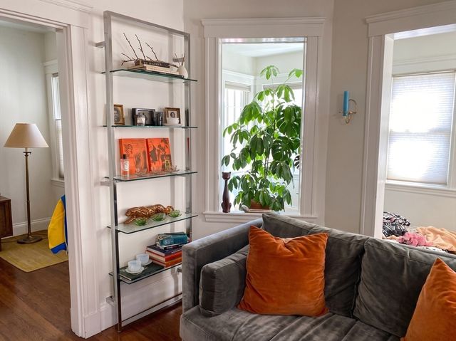 43 Lee St 1, Cambridge, MA 02139