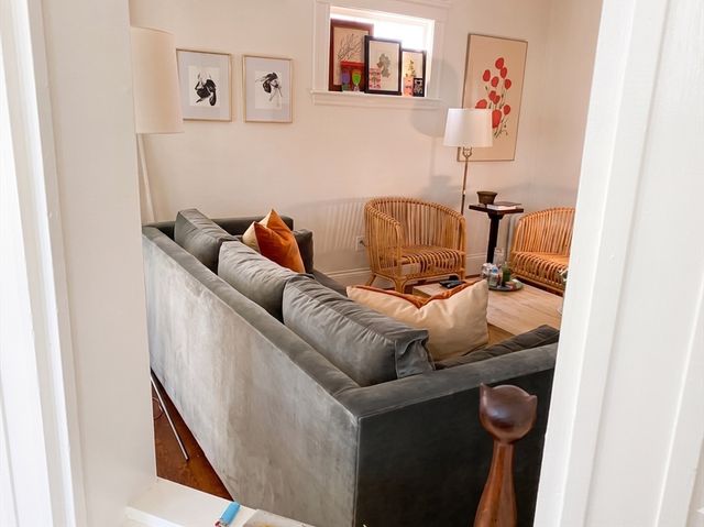 43 Lee St 1, Cambridge, MA 02139
