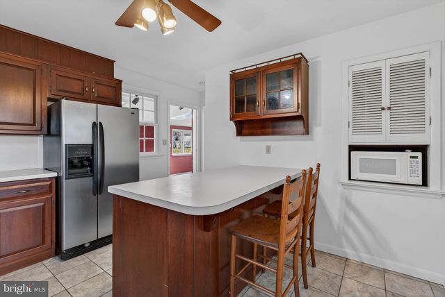 549 OAK RIDGE DR, Millersville, PA 17551