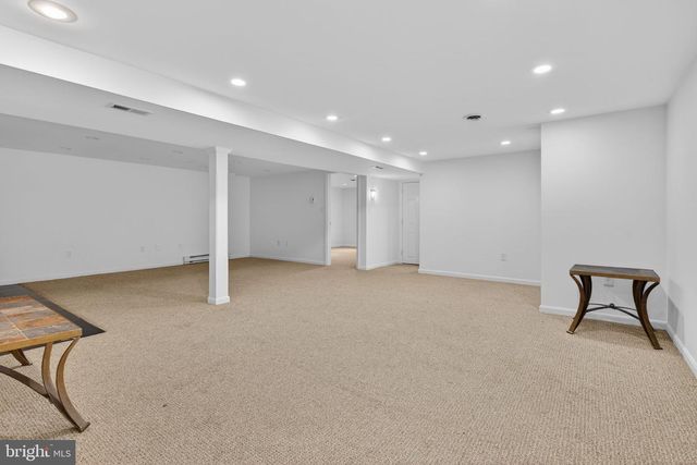 549 OAK RIDGE DR, Millersville, PA 17551