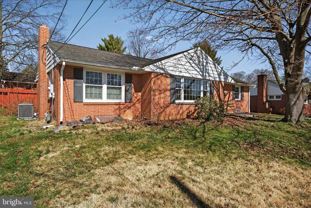 549 OAK RIDGE DR, Millersville, PA 17551